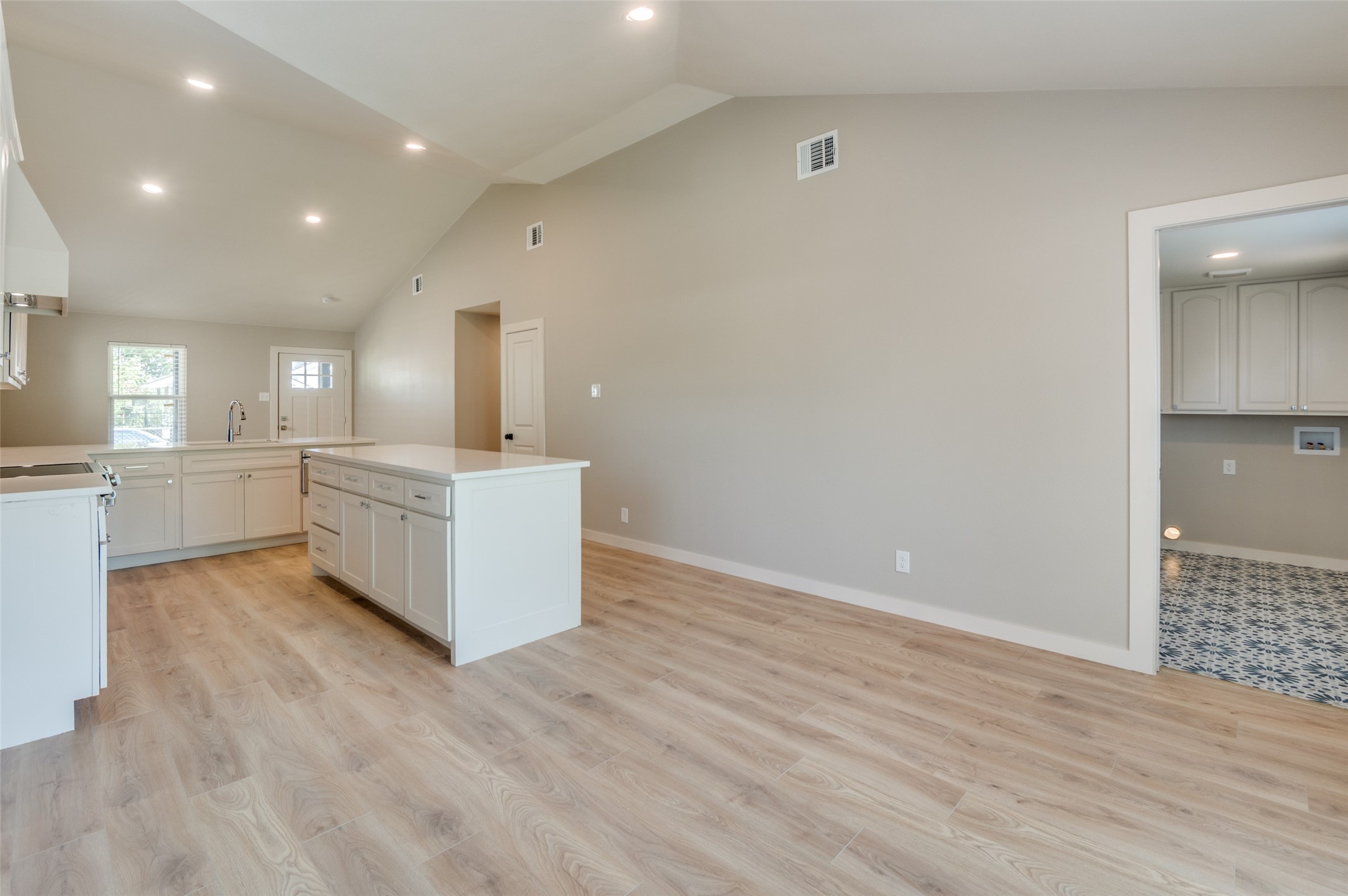 4038 Shelley Boulevard , Dallas, TX, 75211 | 20908518 | Realty Texas LLC