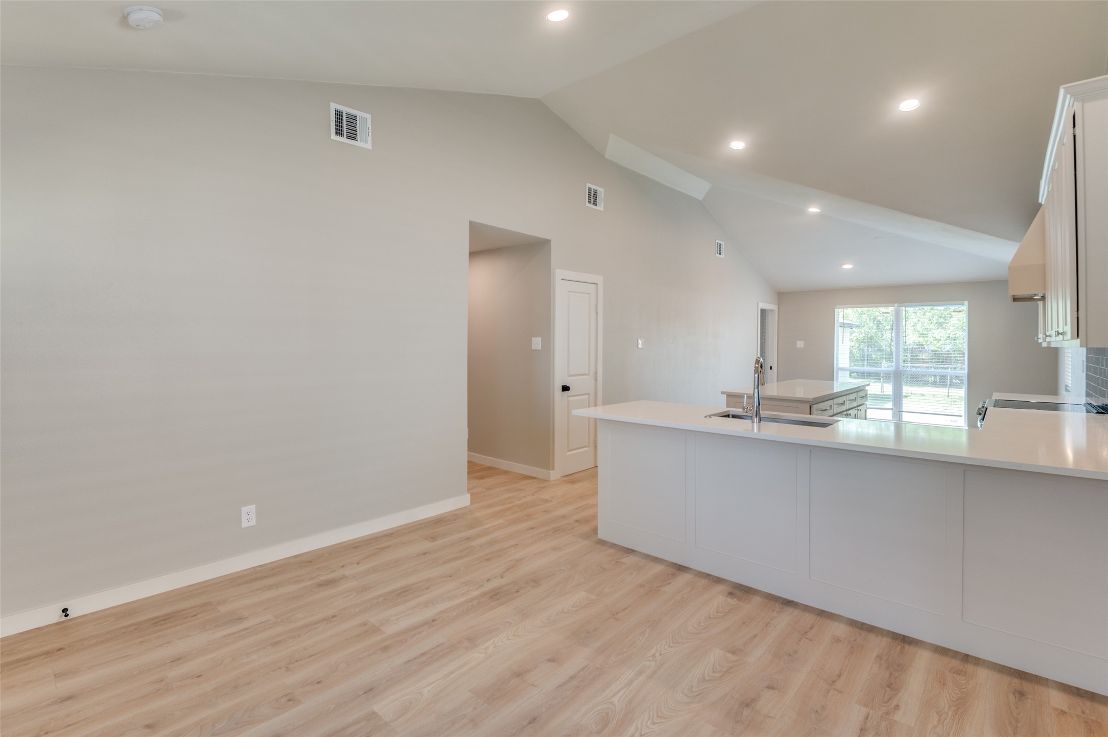 4038 Shelley Boulevard , Dallas, TX, 75211 | 20908518 | Realty Texas LLC
