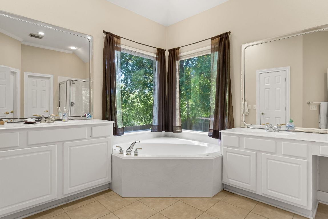 12500 Glacier Parke Cove , Austin, TX, 78726 | 2853023 | Realty Texas LLC