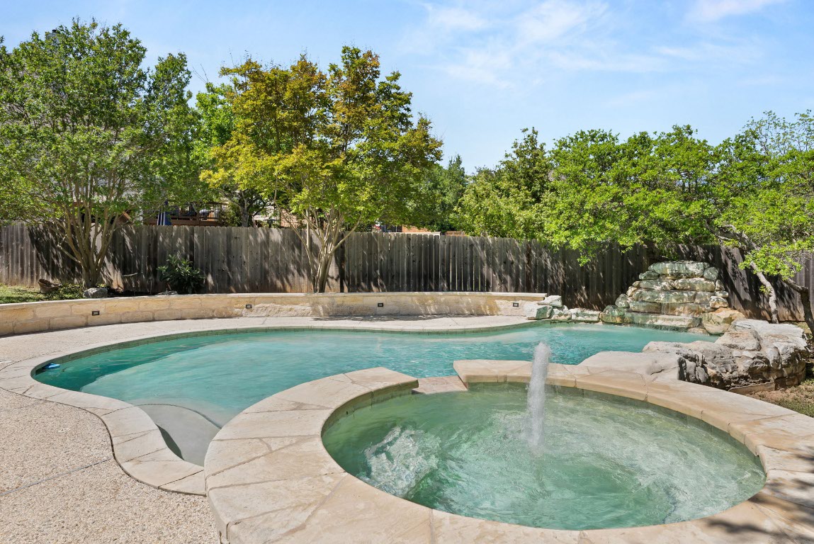 12500 Glacier Parke Cove , Austin, TX, 78726 | 2853023 | Realty Texas LLC