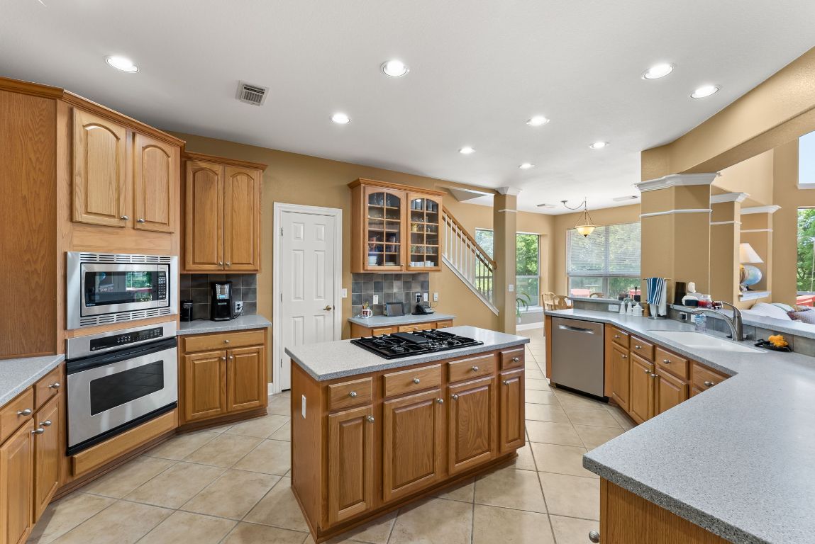 12500 Glacier Parke Cove , Austin, TX, 78726 | 2853023 | Realty Texas LLC