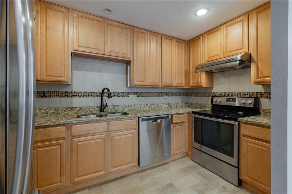 1606 Walnut Avenue A , Austin, TX, 78702 | 8410498 | Realty Texas LLC