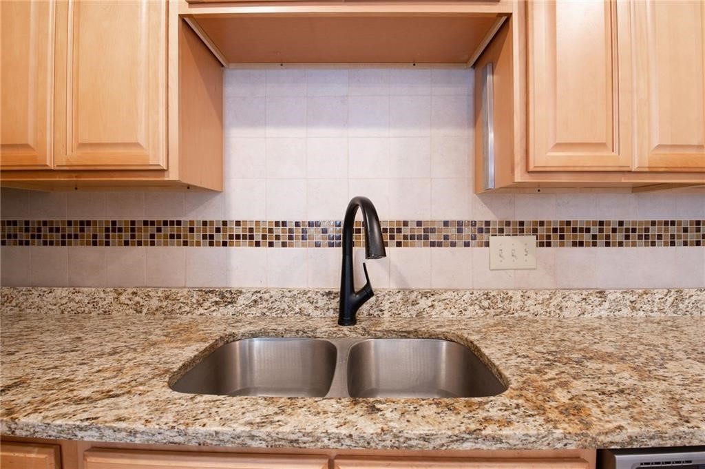 1606 Walnut Avenue A , Austin, TX, 78702 | 8410498 | Realty Texas LLC