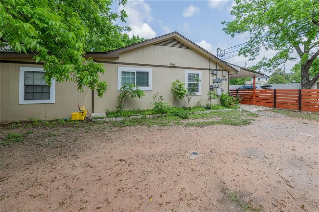 1606 Walnut Avenue A , Austin, TX, 78702 | 8410498 | Realty Texas LLC