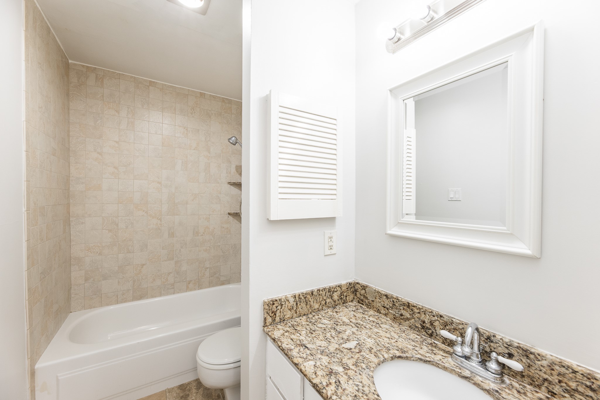 10047 Westpark Drive 49 , Houston, TX, 77042 | 75559060 | Realty Texas LLC