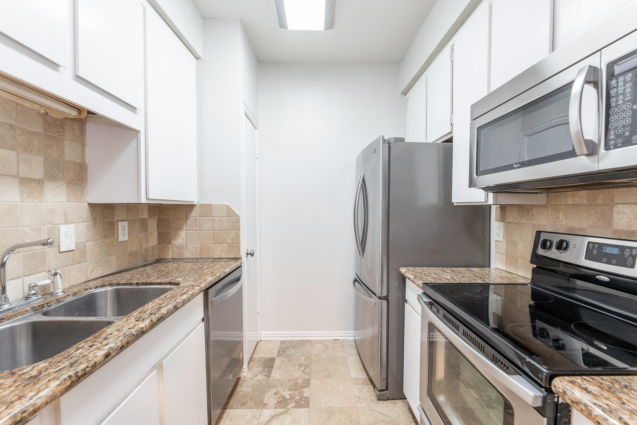 10047 Westpark Drive 49 , Houston, TX, 77042 | 75559060 | Realty Texas LLC