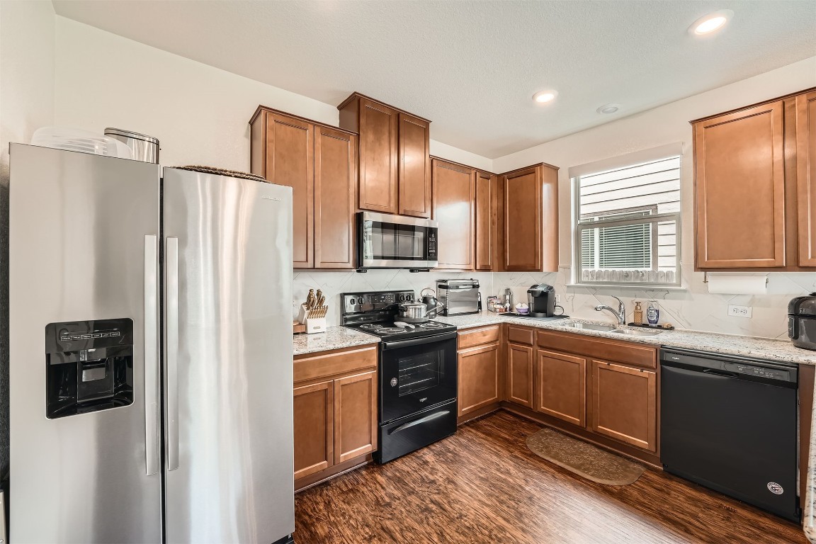 6505 Wagon Spring Street , Del Valle, TX, 78617 | 1700038 | Realty Texas LLC