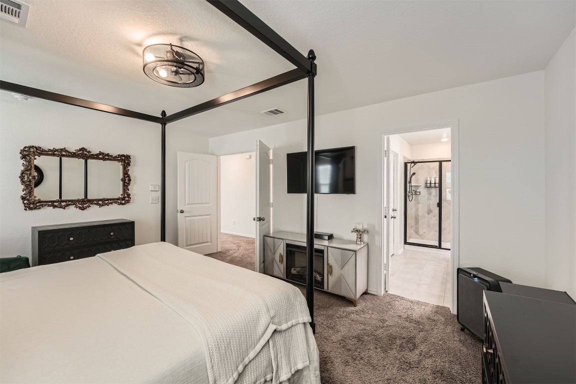 6505 Wagon Spring Street , Del Valle, TX, 78617 | 1700038 | Realty Texas LLC