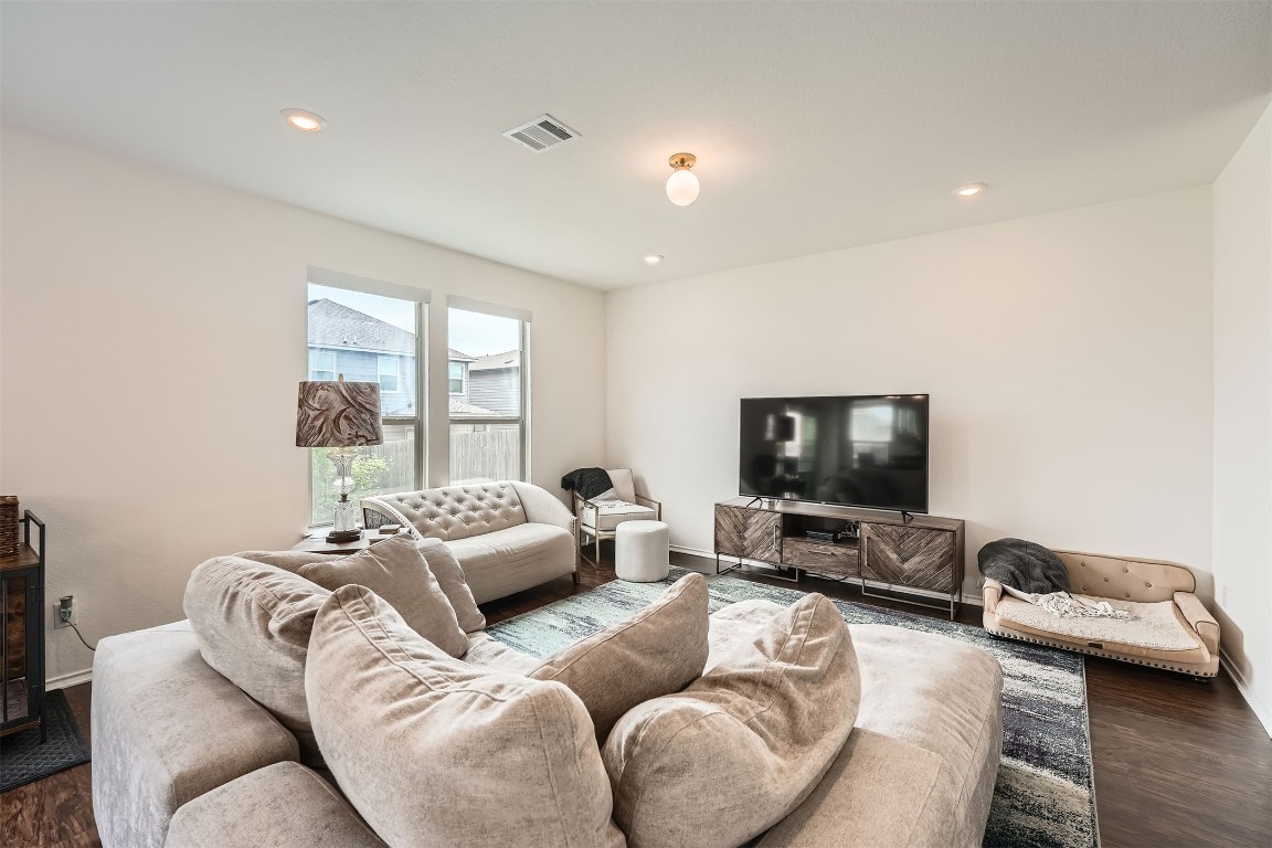 6505 Wagon Spring Street , Del Valle, TX, 78617 | 1700038 | Realty Texas LLC