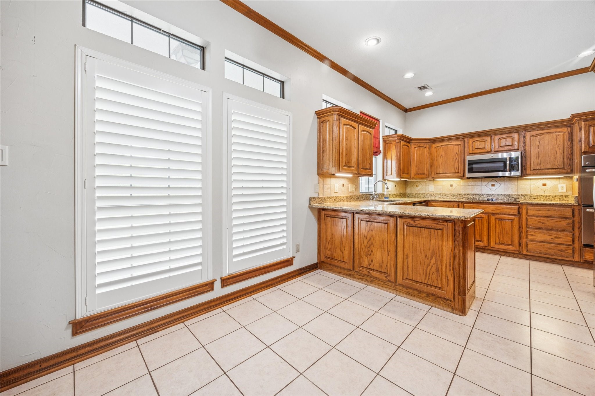 845 Canyon Crest Drive , Irving, TX, 75063 | 20907269 | Realty Texas LLC