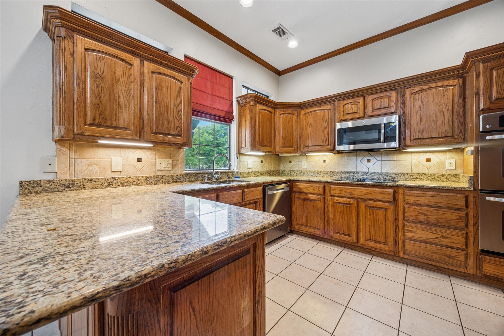 845 Canyon Crest Drive , Irving, TX, 75063 | 20907269 | Realty Texas LLC
