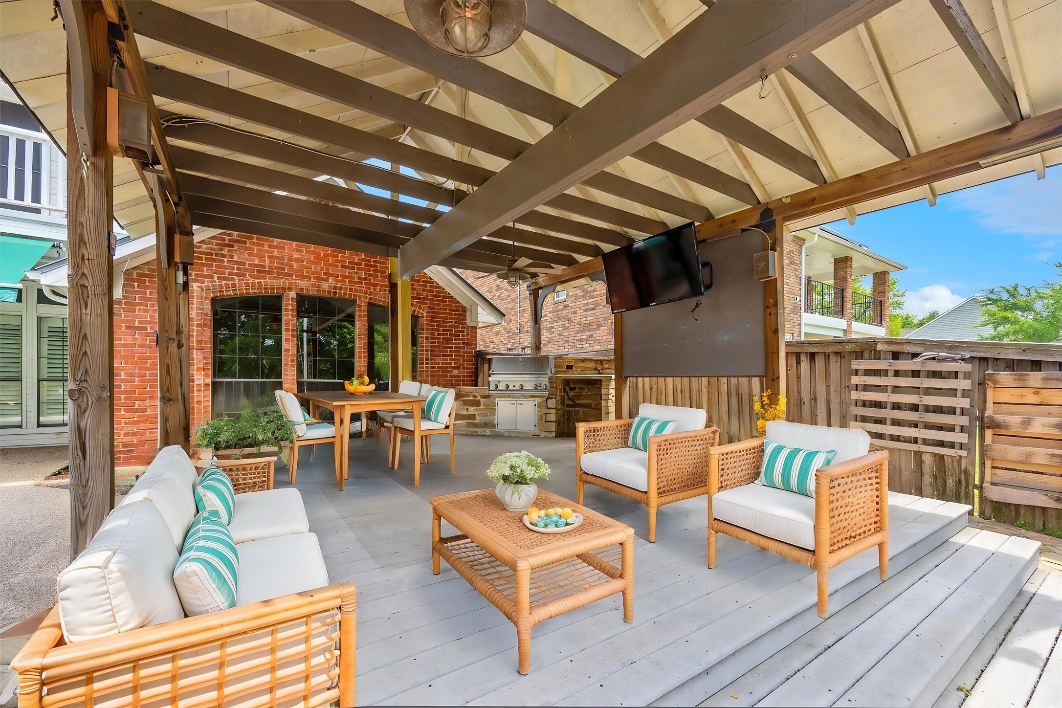 845 Canyon Crest Drive , Irving, TX, 75063 | 20907269 | Realty Texas LLC