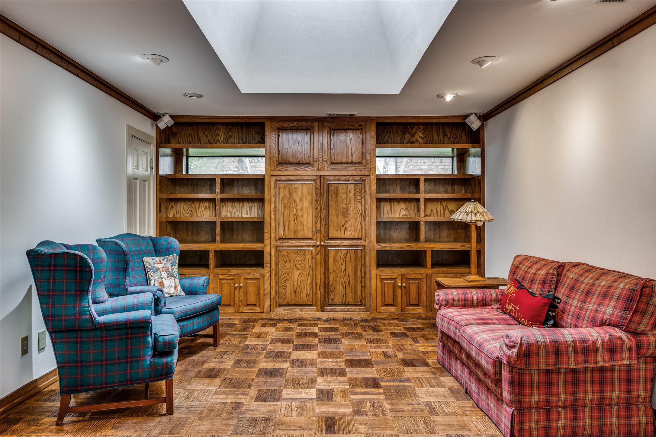 17121 Club Hill Drive , Dallas, TX, 75248 | 20907371 | Realty Texas LLC