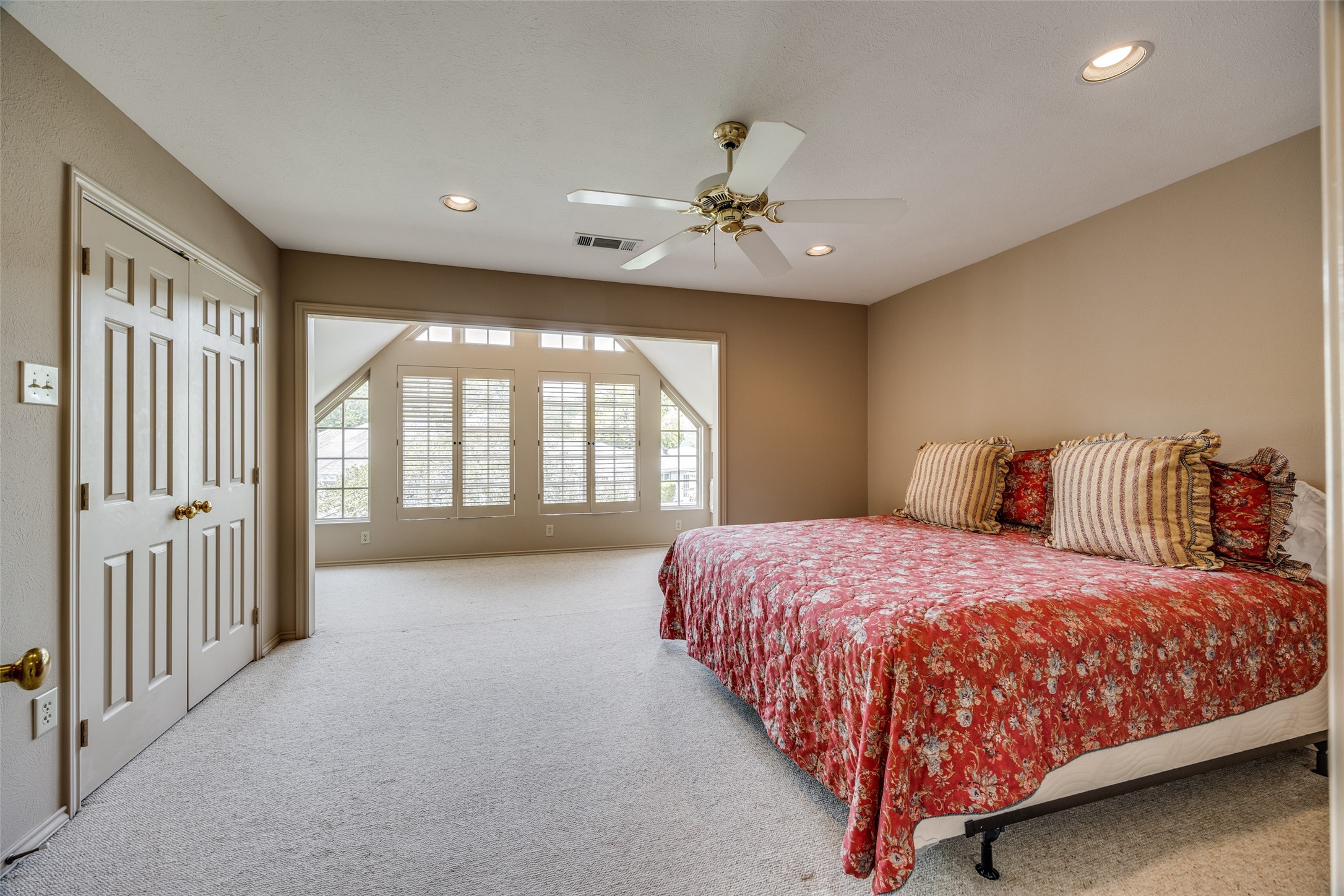 17121 Club Hill Drive , Dallas, TX, 75248 | 20907371 | Realty Texas LLC