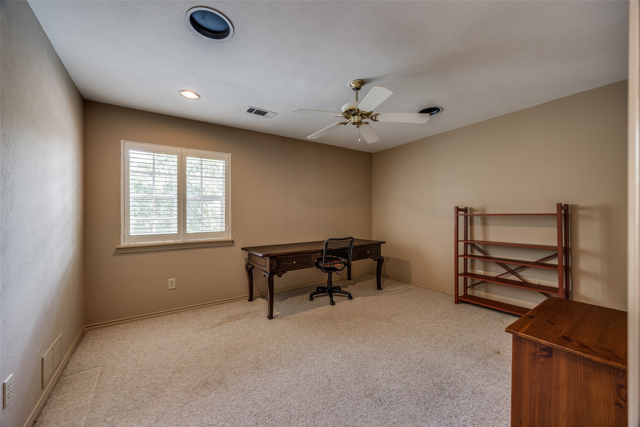 17121 Club Hill Drive , Dallas, TX, 75248 | 20907371 | Realty Texas LLC