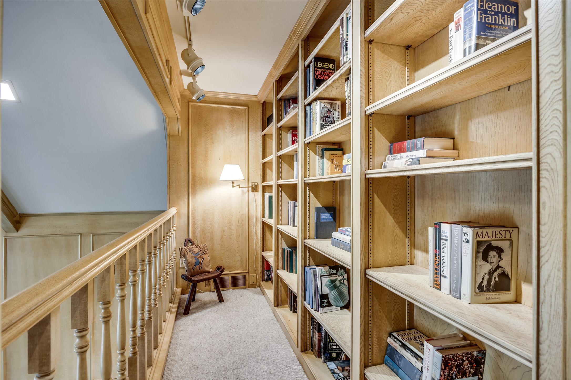 17121 Club Hill Drive , Dallas, TX, 75248 | 20907371 | Realty Texas LLC