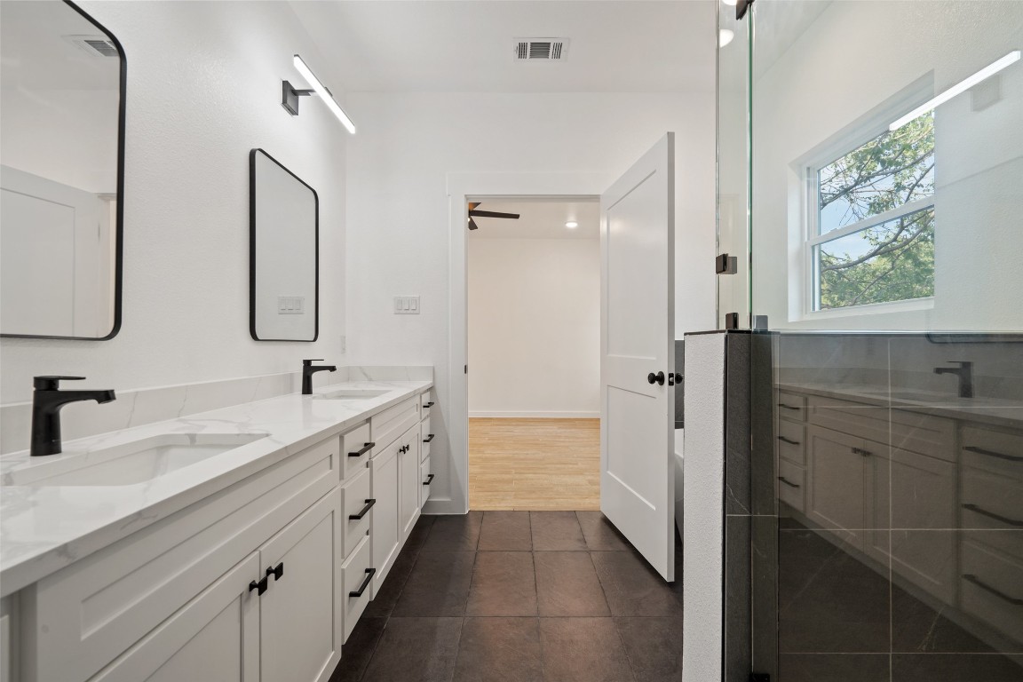 597 W KEANAHALULULU Lane , Bastrop, TX, 78602 | 8458060 | Realty Texas LLC