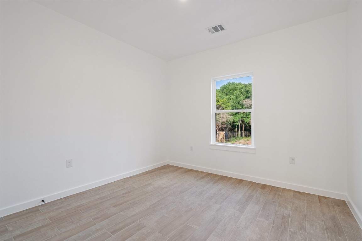 597 W KEANAHALULULU Lane , Bastrop, TX, 78602 | 8458060 | Realty Texas LLC