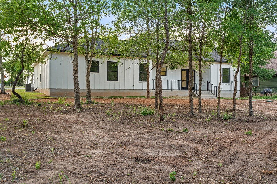 597 W KEANAHALULULU Lane , Bastrop, TX, 78602 | 8458060 | Realty Texas LLC