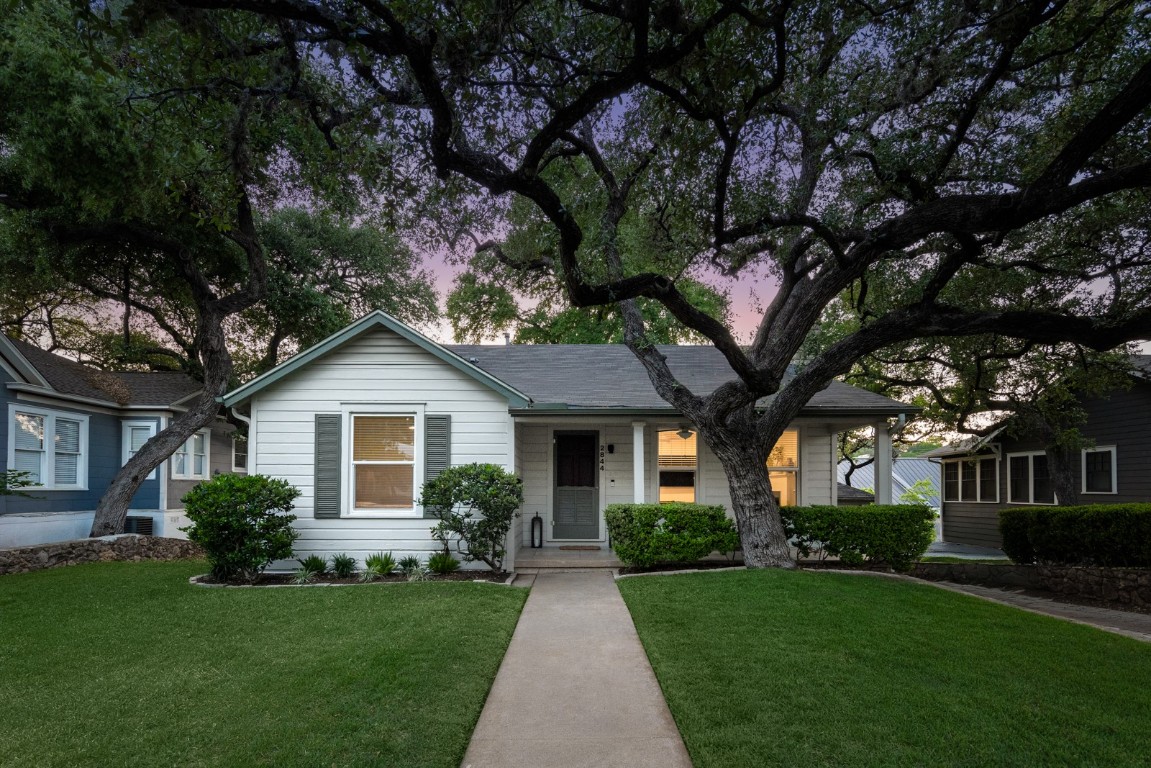 2844 Shoal Crest Avenue , Austin, TX, 78705 | 9545872 | Realty Texas LLC