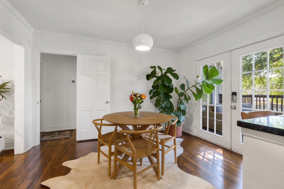 2844 Shoal Crest Avenue , Austin, TX, 78705 | 9545872 | Realty Texas LLC