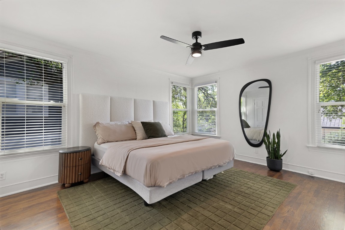 2844 Shoal Crest Avenue , Austin, TX, 78705 | 9545872 | Realty Texas LLC
