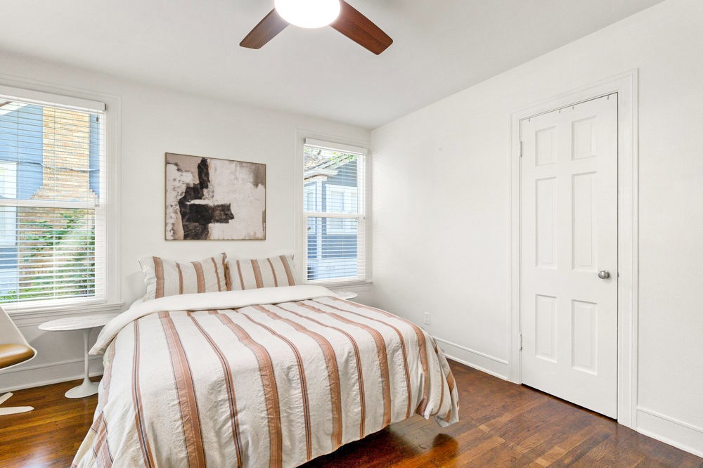 2844 Shoal Crest Avenue , Austin, TX, 78705 | 9545872 | Realty Texas LLC