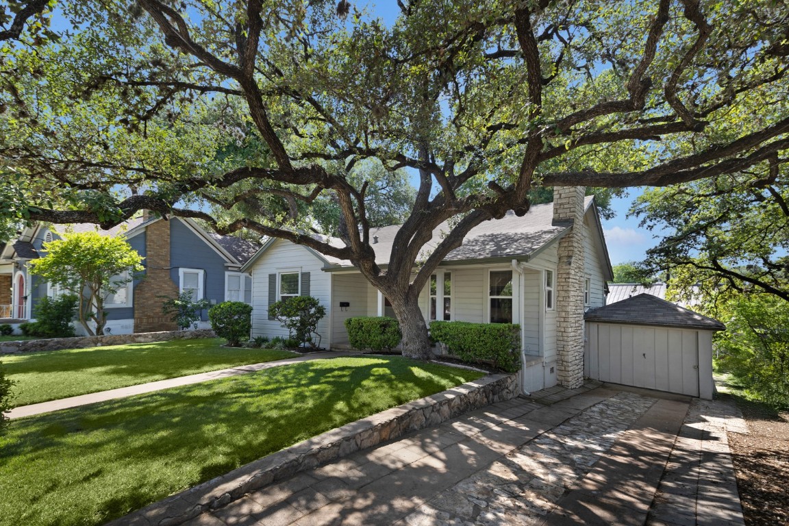 2844 Shoal Crest Avenue , Austin, TX, 78705 | 9545872 | Realty Texas LLC