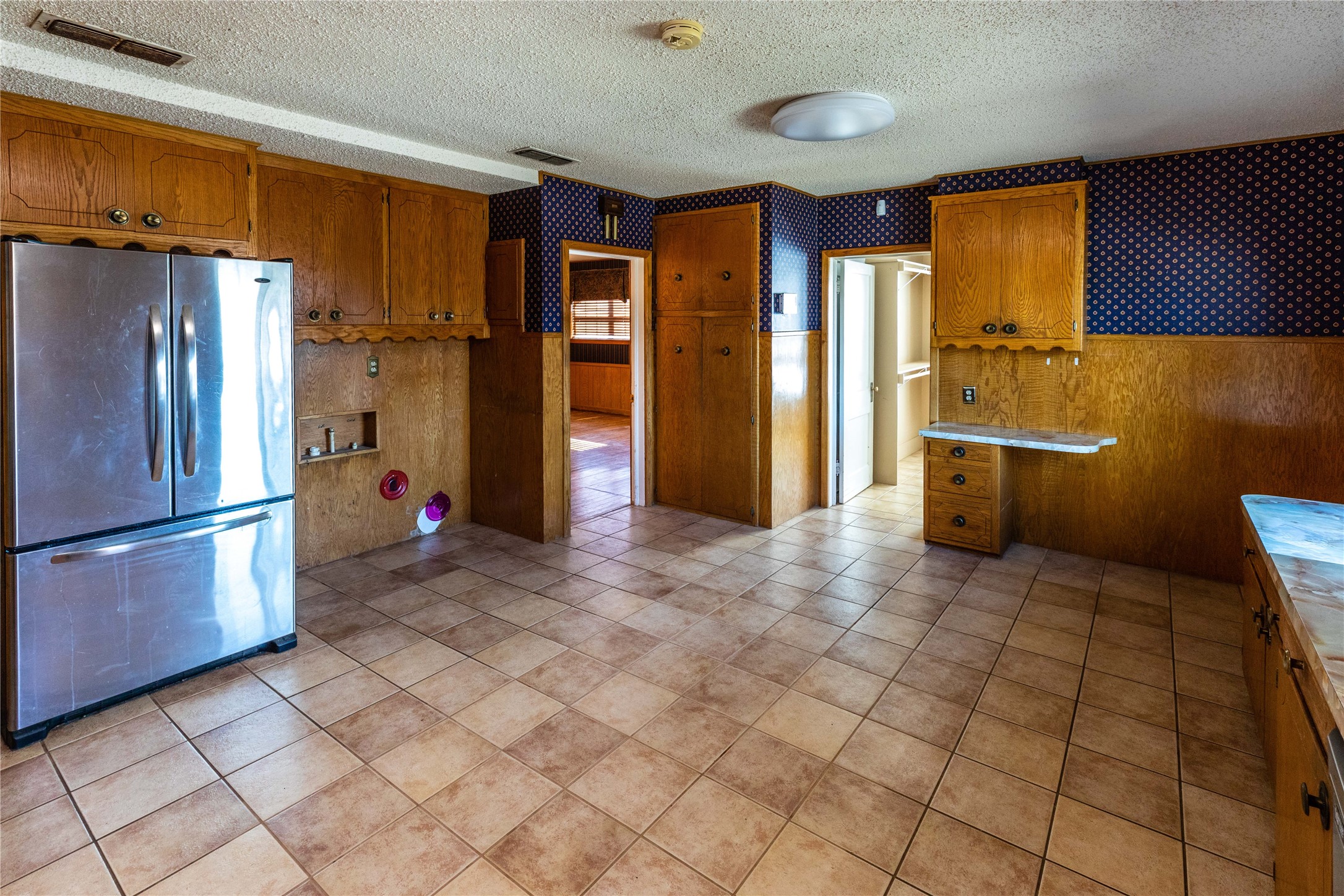 602 E Beauregard Street , Rotan, TX, 79546 | 20909278 | Realty Texas LLC