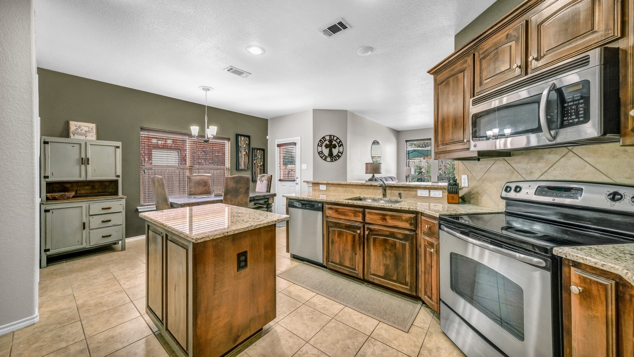 2226 Whitney Drive , Weatherford, TX, 76087 | 20904301 | Realty Texas LLC