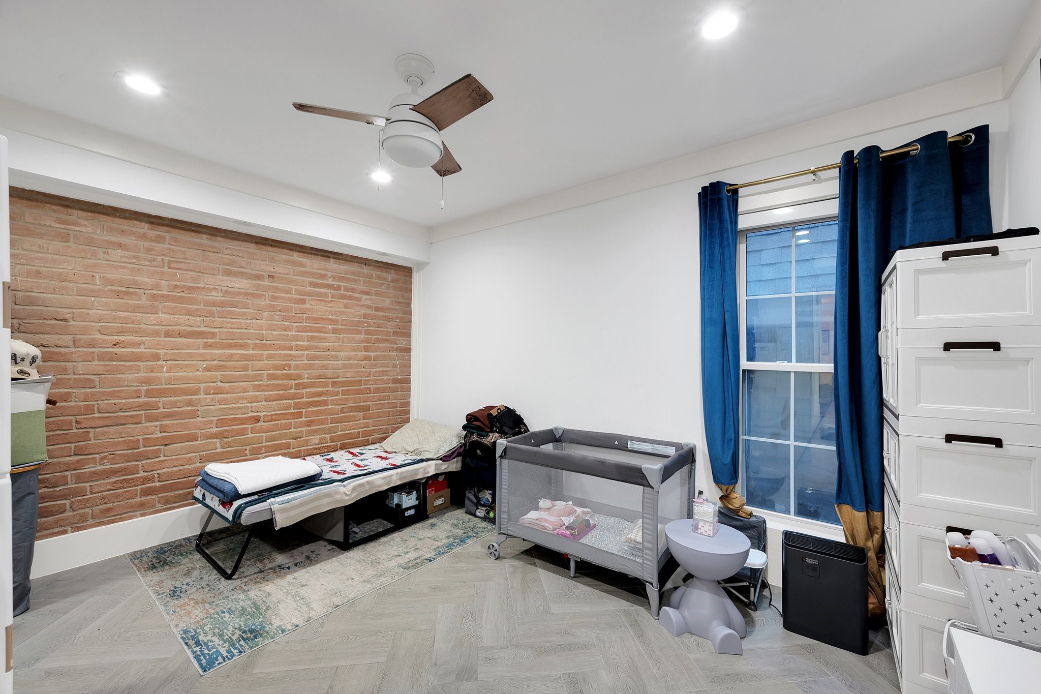 3400 Timmons Lane 11 , Houston, TX, 77027 | 53775982 | Realty Texas LLC