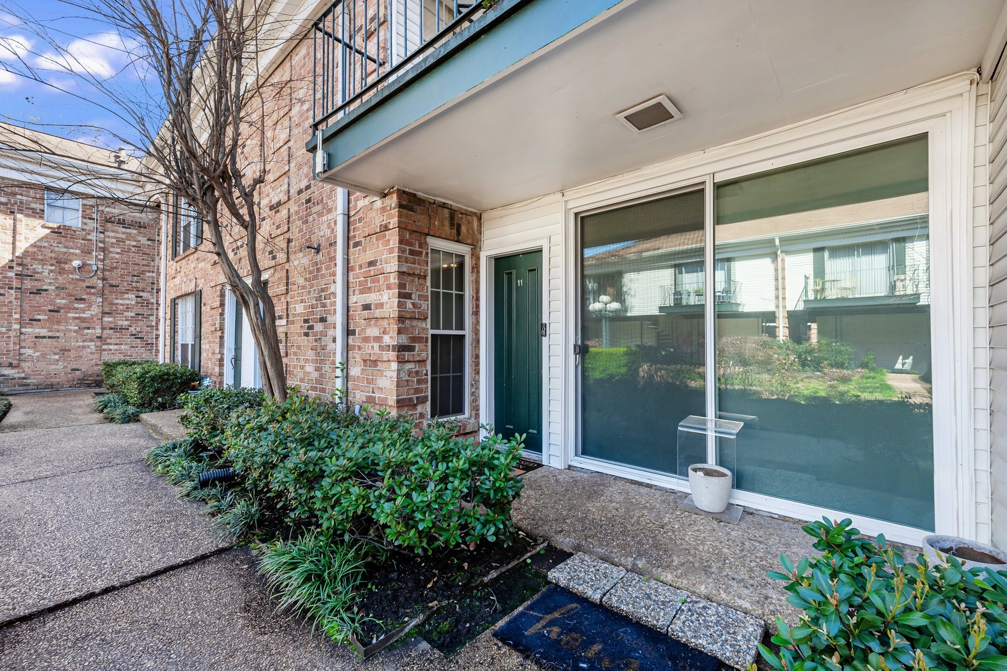 3400 Timmons Lane 11 , Houston, TX, 77027 | 53775982 | Realty Texas LLC