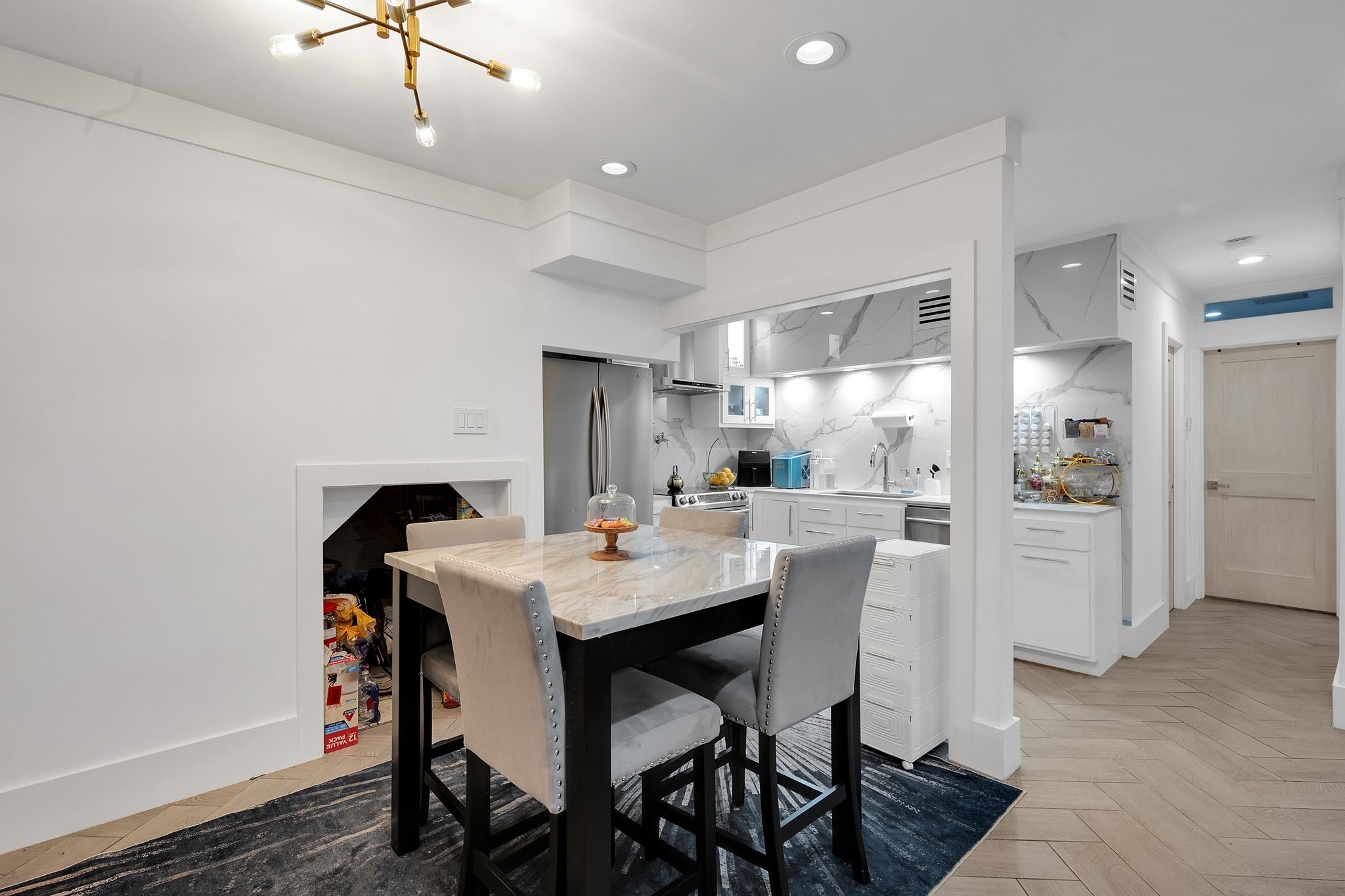 3400 Timmons Lane 11 , Houston, TX, 77027 | 53775982 | Realty Texas LLC