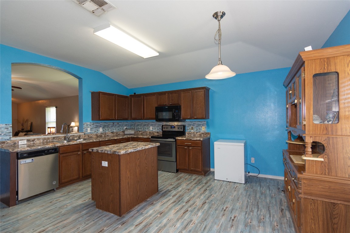 114 Mossy Rock Cove , Hutto, TX, 78634 | 6022273 | Realty Texas LLC