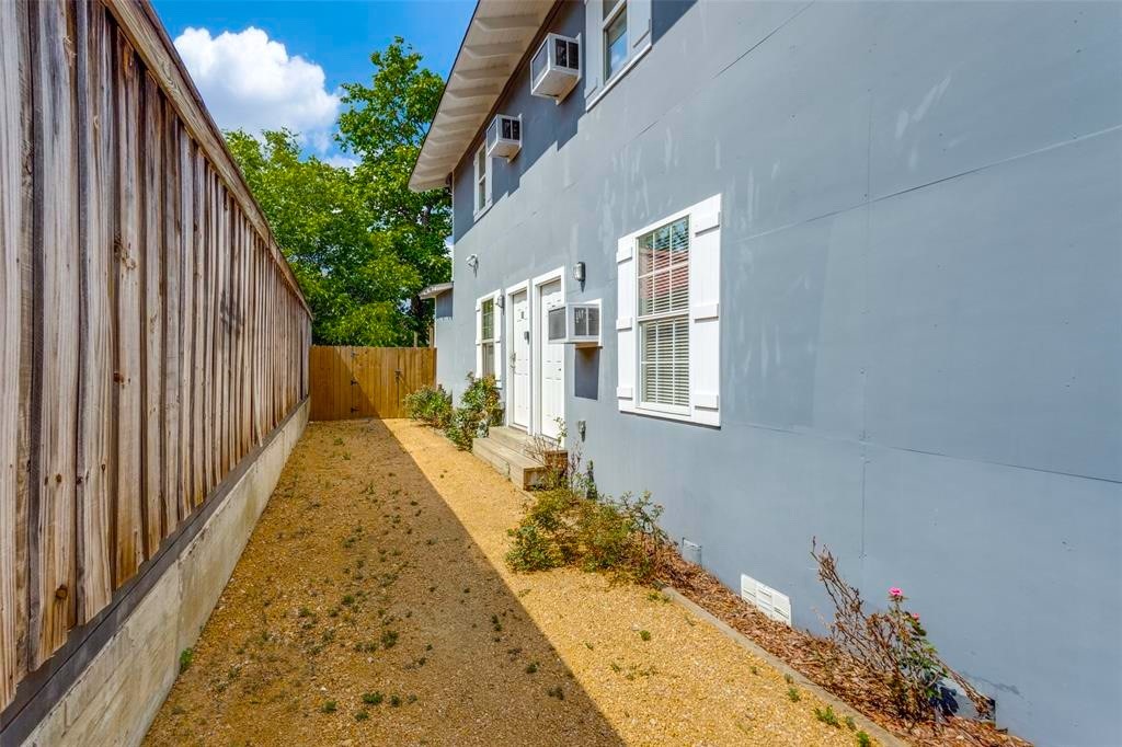735 W 10th Street A , Dallas, TX, 75208 | 20878210 | Realty Texas LLC