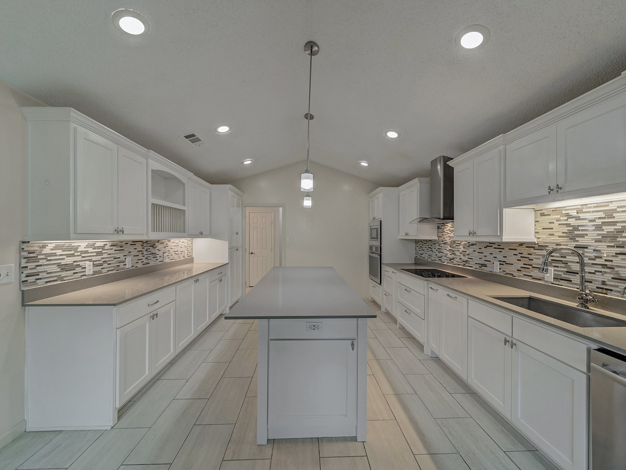 907 Red Oak Creek Drive , Ovilla, TX, 75154 | 20910129 | Realty Texas LLC
