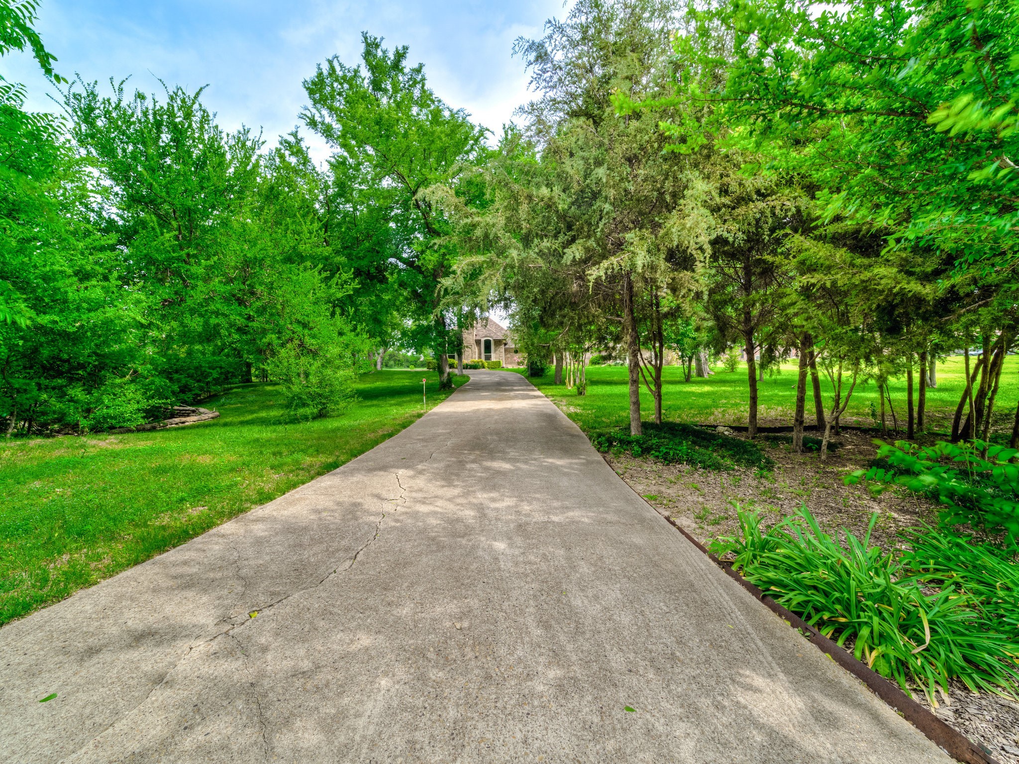 907 Red Oak Creek Drive , Ovilla, TX, 75154 | 20910129 | Realty Texas LLC