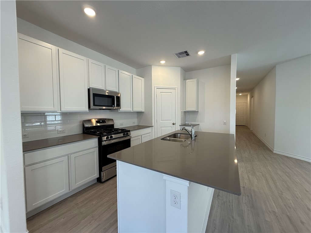 7834 Wonder Woman Drive , Corpus Christi, TX, 78414 | 457984 | Realty Texas LLC