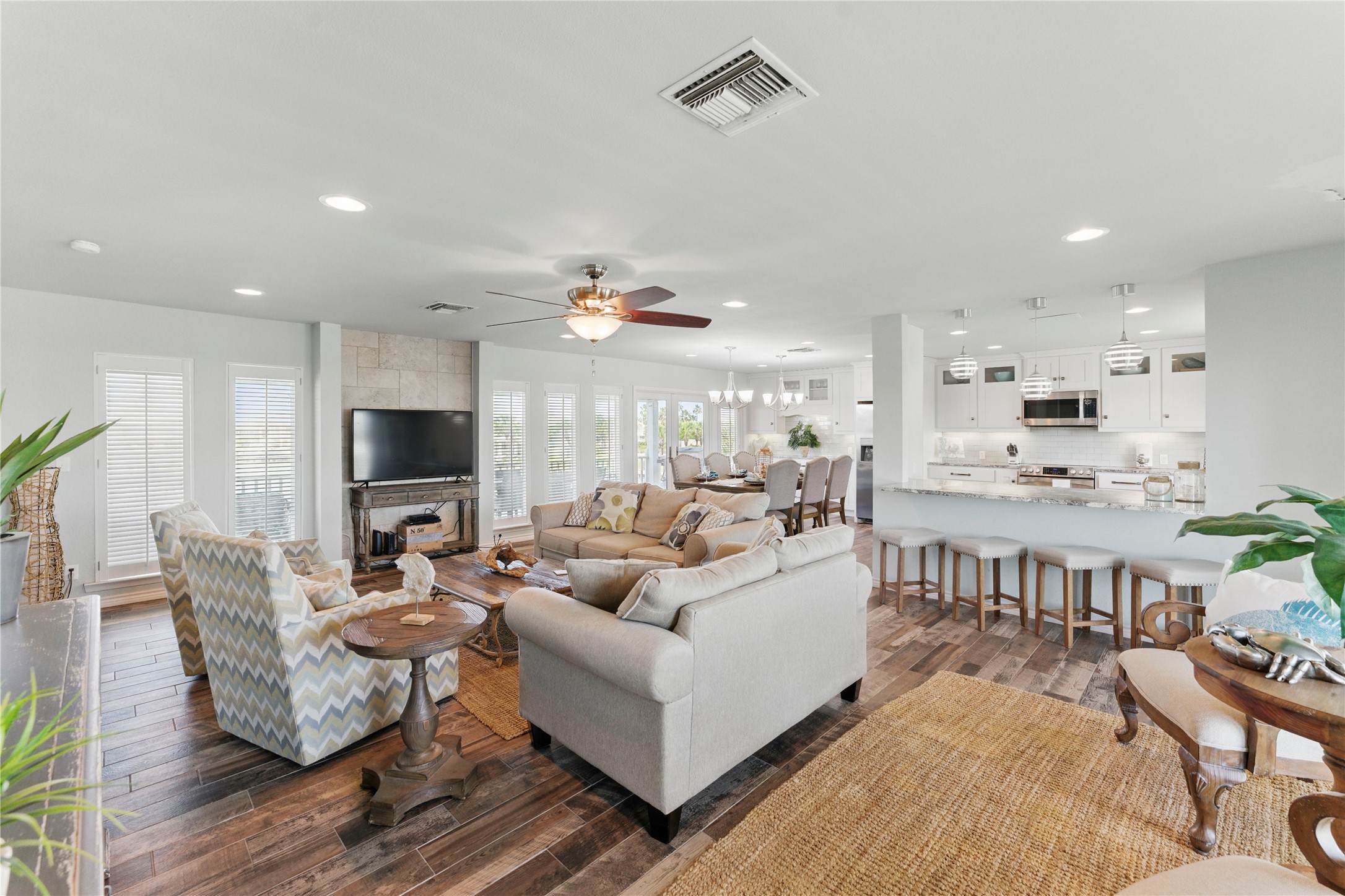 25 Blue Heron Drive, Rockport, TX, 78382 | 67513762 | Realty Texas LLC