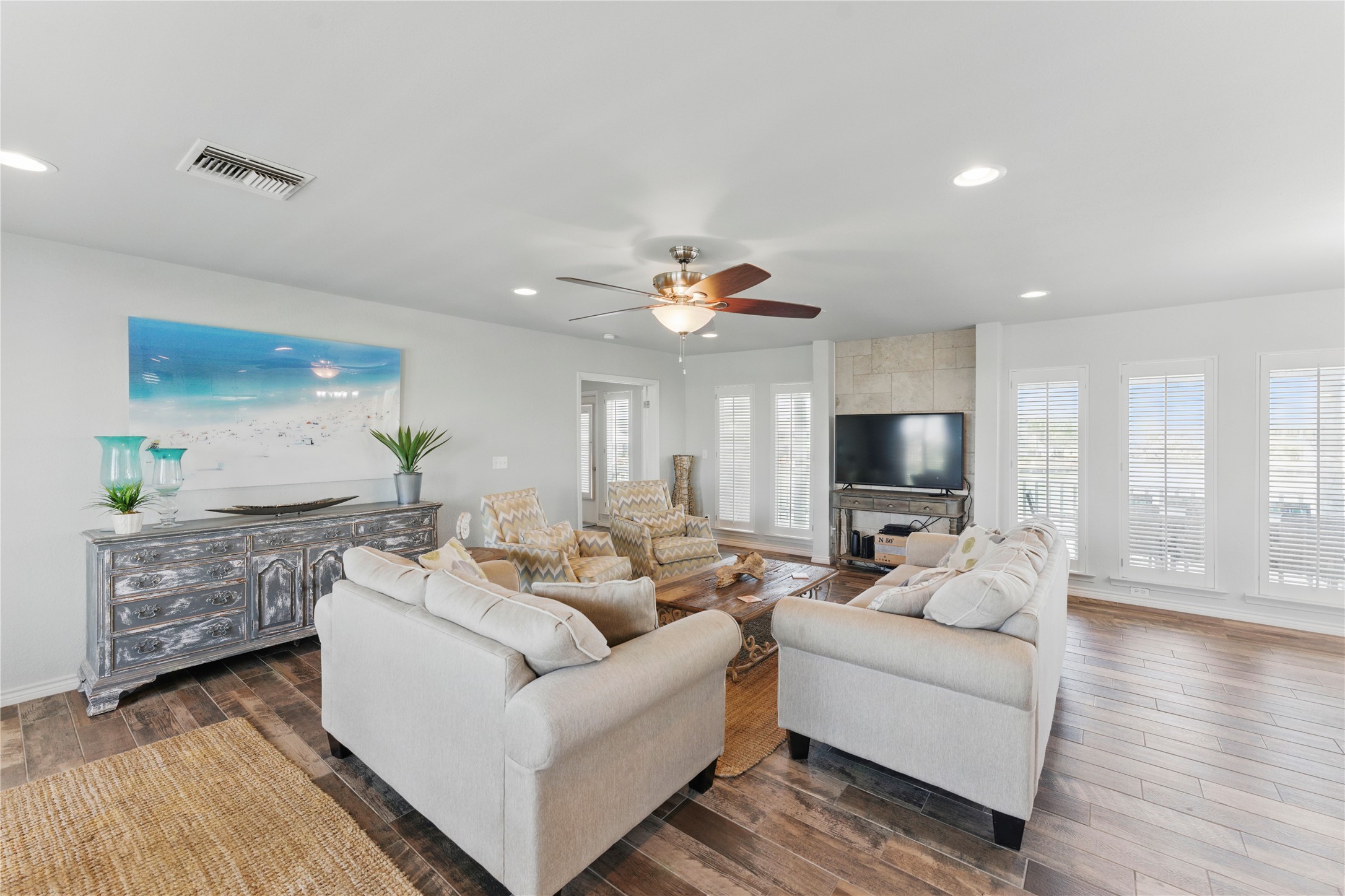 25 Blue Heron Drive, Rockport, TX, 78382 | 67513762 | Realty Texas LLC