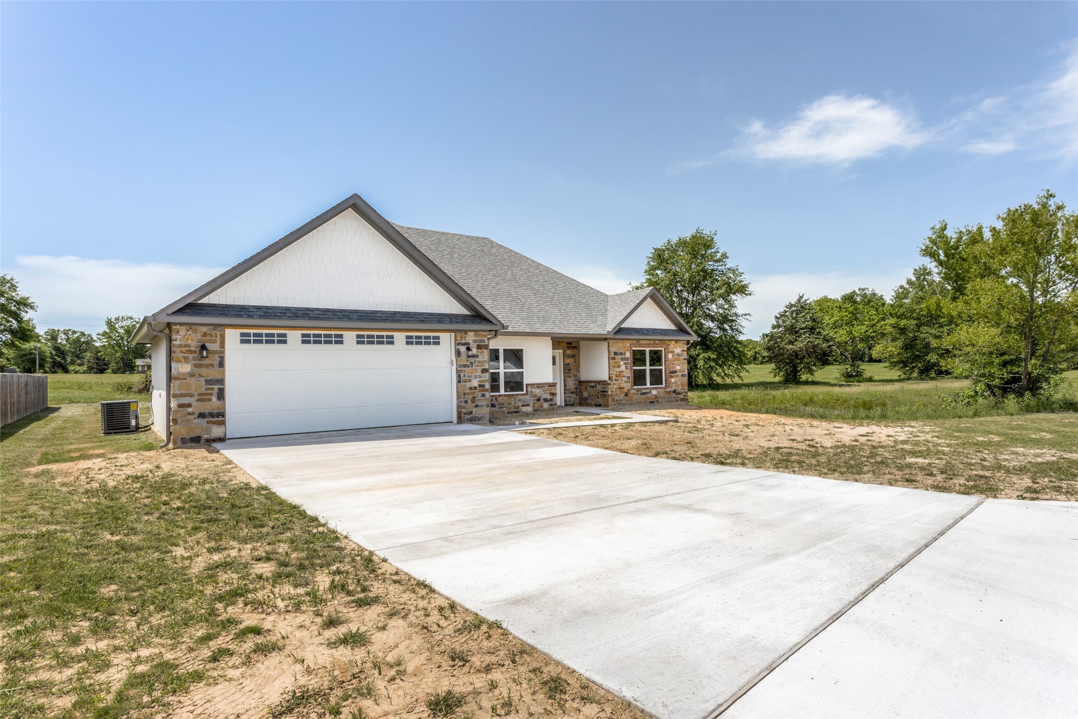 2909 Blue Heron Circle , Mount Pleasant, TX, 75455 | 20911026 | Realty Texas LLC