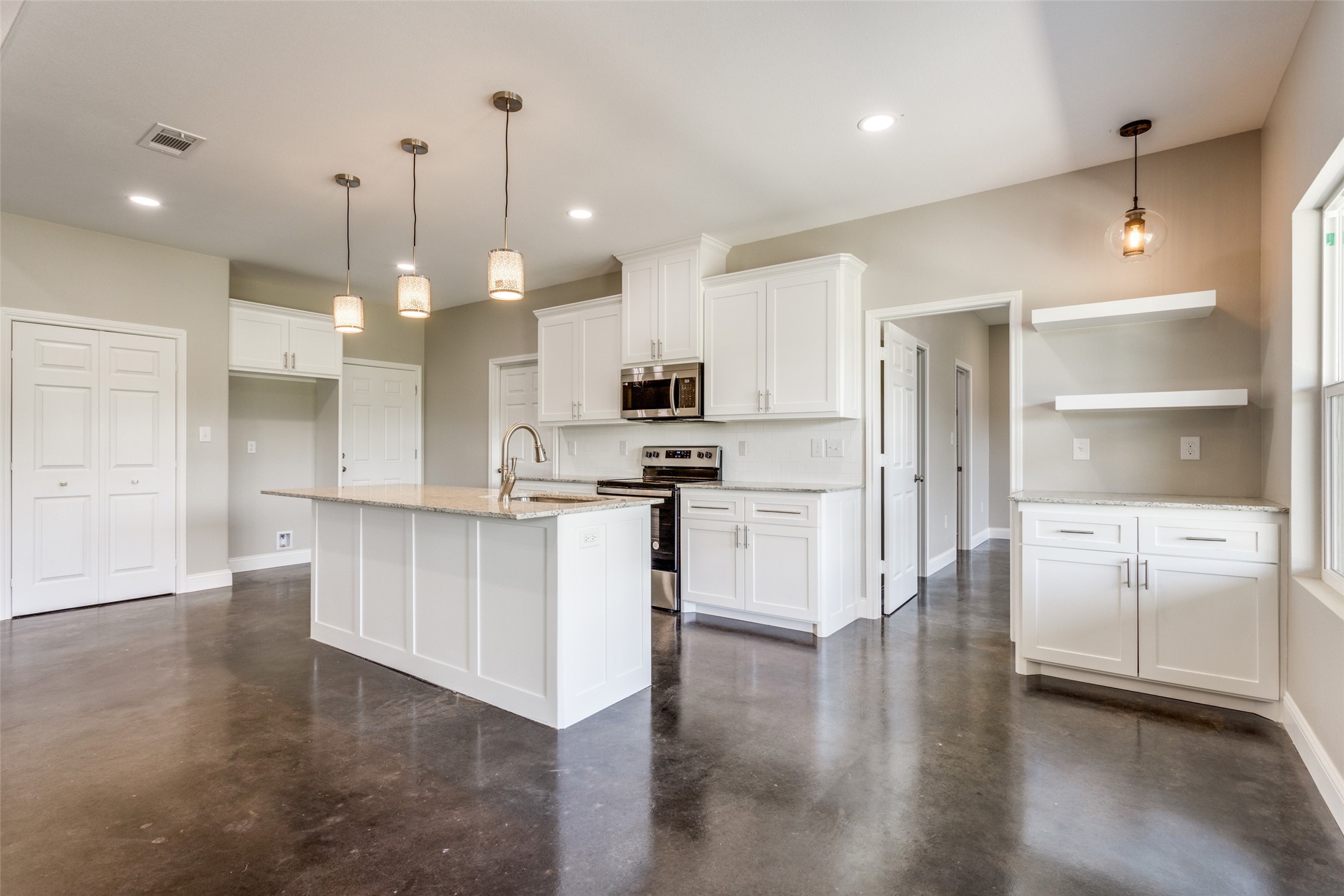 2909 Blue Heron Circle , Mount Pleasant, TX, 75455 | 20911026 | Realty Texas LLC
