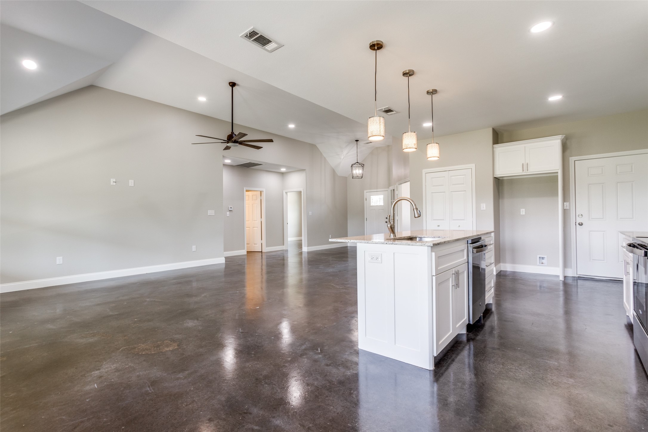 2909 Blue Heron Circle , Mount Pleasant, TX, 75455 | 20911026 | Realty Texas LLC
