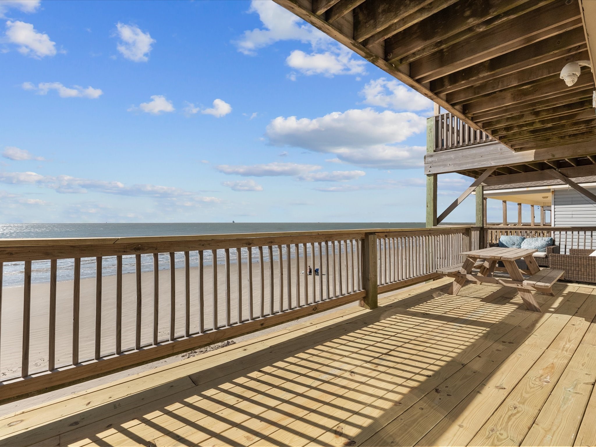 111 Beach Drive , Surfside Beach, TX, 77541 | 73600639 | Realty Texas LLC