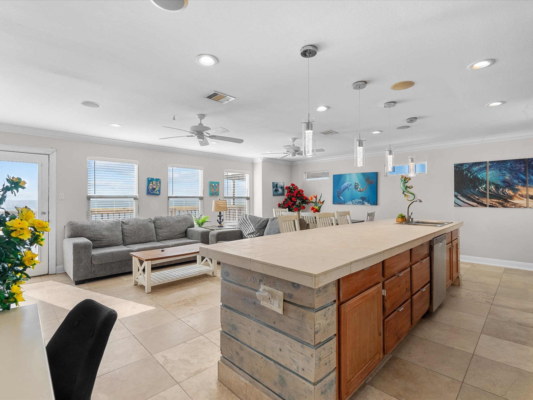 111 Beach Drive , Surfside Beach, TX, 77541 | 73600639 | Realty Texas LLC