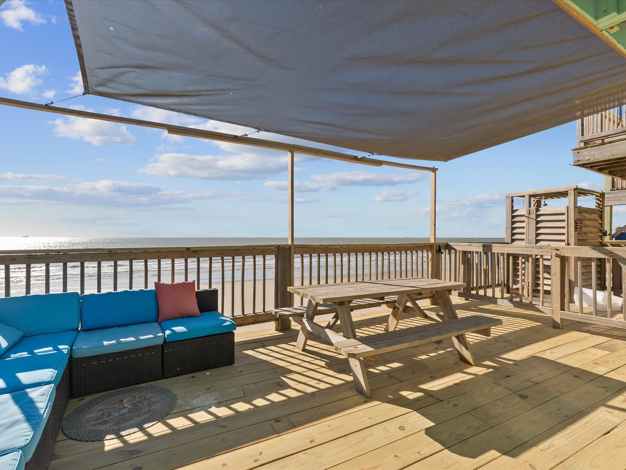111 Beach Drive , Surfside Beach, TX, 77541 | 73600639 | Realty Texas LLC