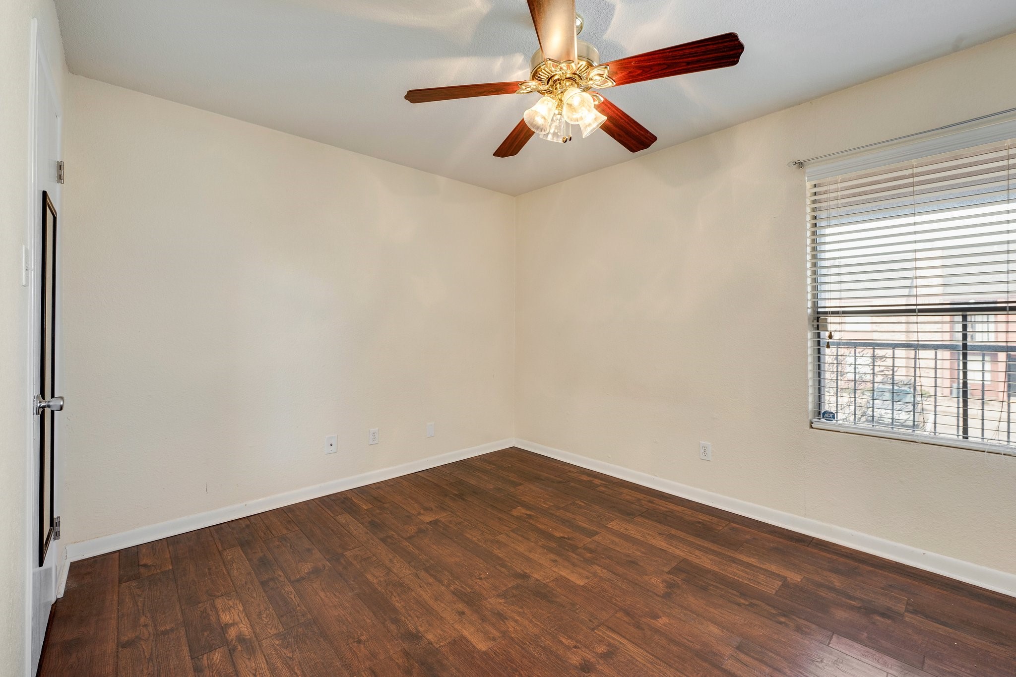904 University Oaks Boulevard 92 , College Station, TX, 77840 | 58198057 | Realty Texas LLC