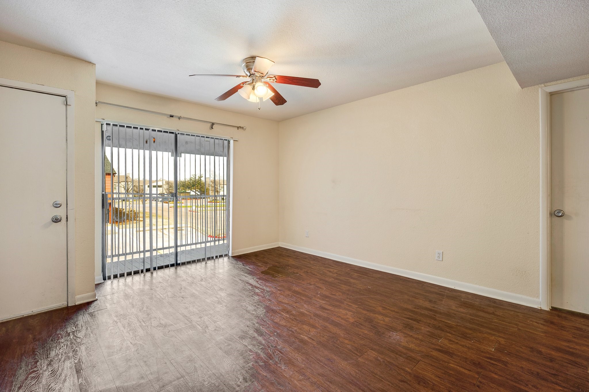 904 University Oaks Boulevard 92 , College Station, TX, 77840 | 58198057 | Realty Texas LLC