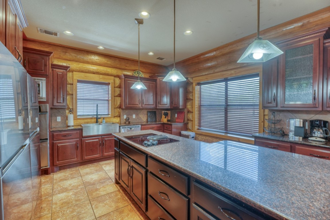 101 Log Country Cove , Burnet, TX, 78611 | 6072568 | Realty Texas LLC