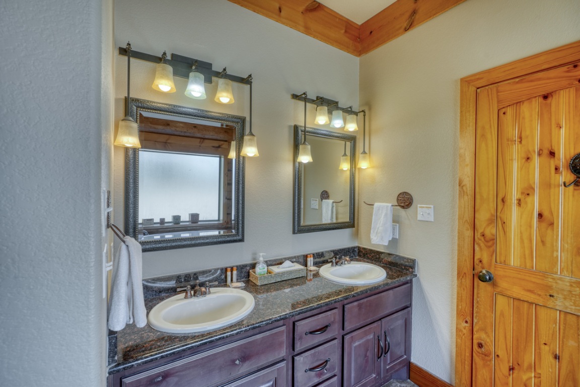 101 Log Country Cove , Burnet, TX, 78611 | 6072568 | Realty Texas LLC